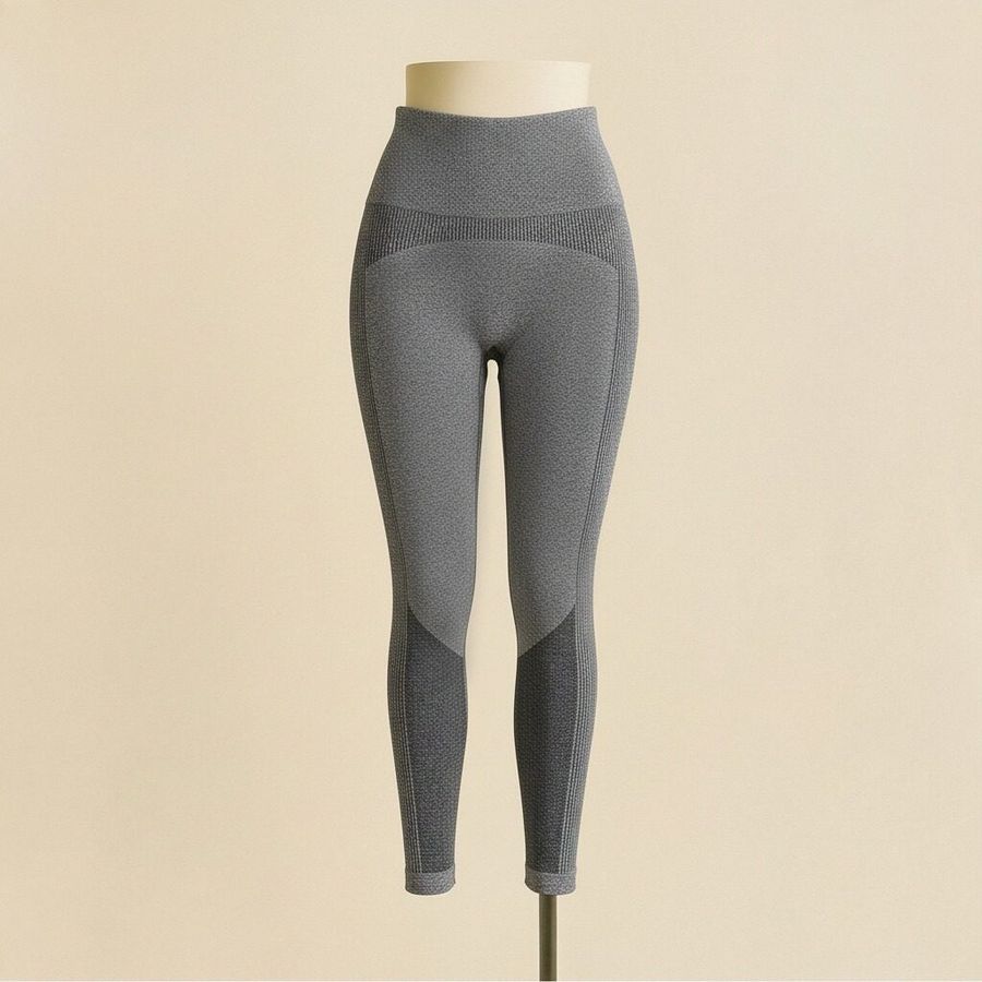 Seamless style 155 — 72%Nylon 24%Poly 4%Spandex